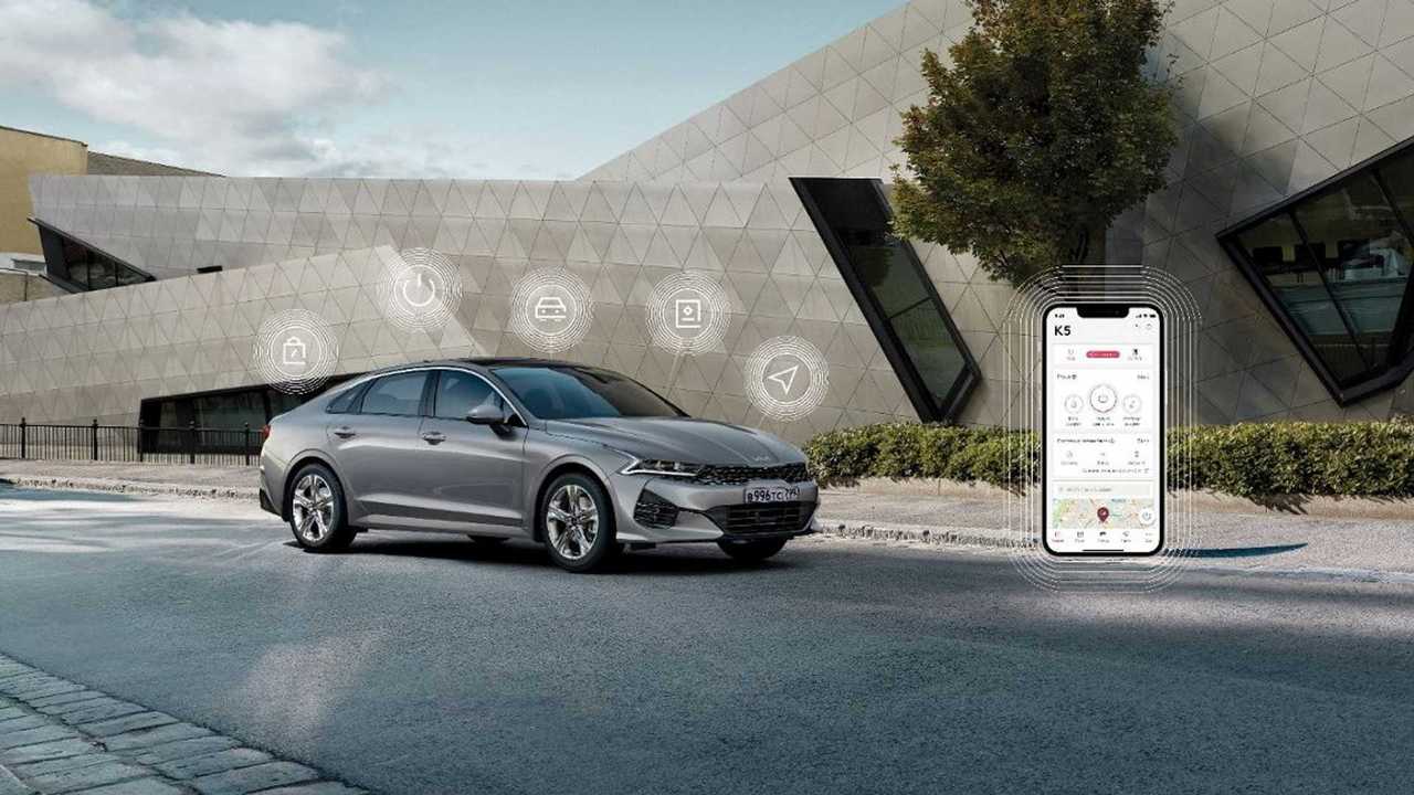 Обновленный Kia K5 для России получил заводской телематический комплекс Kia Connect (2021)