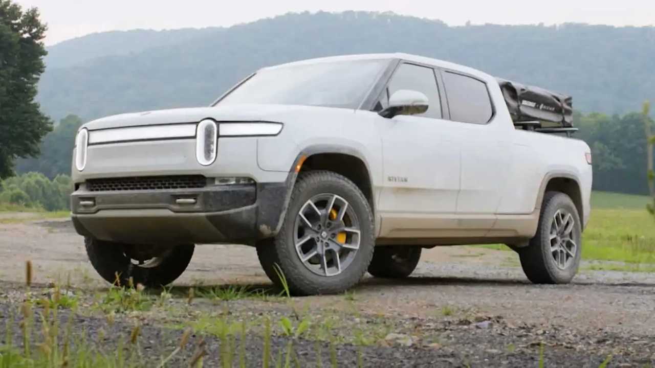 rivian r1t Motor Trend