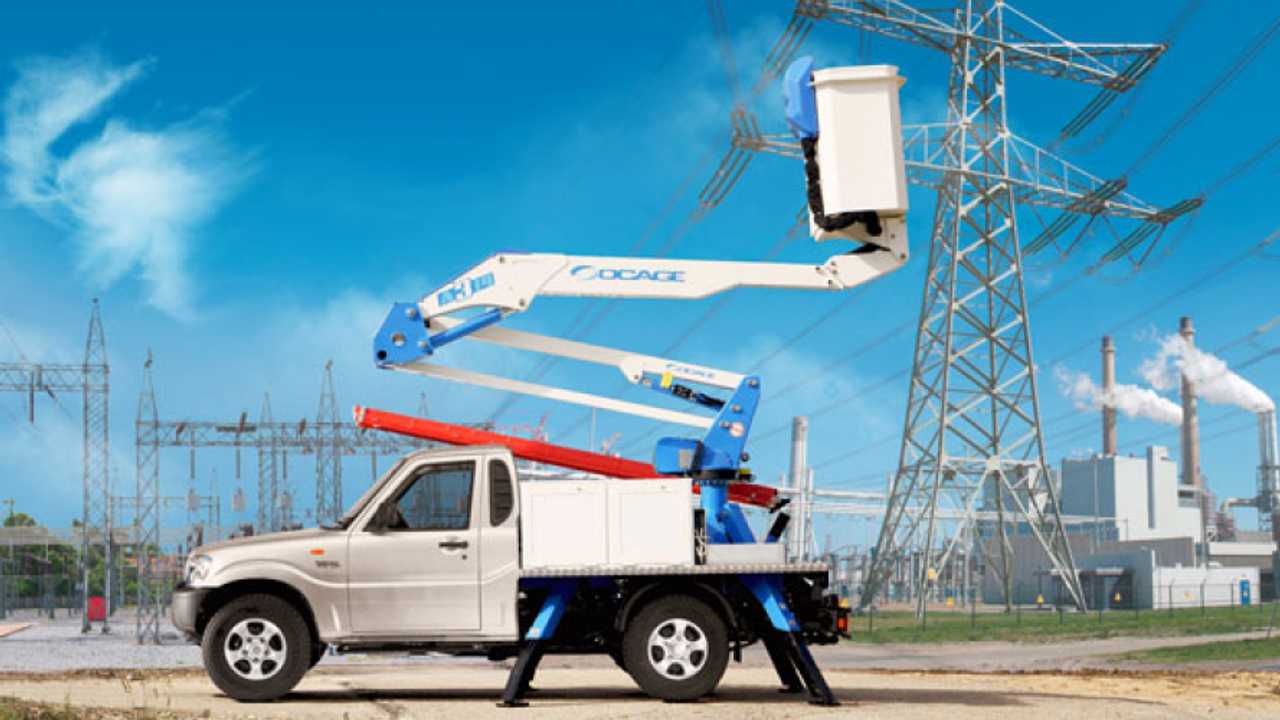 Doppia anteprima Mahindra al SAIE 2016