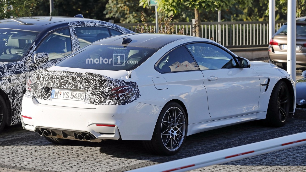 BMW M4 facelift spy photo