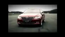 Skoda Superb 280 bg güç ile eski süper otomobilleri geçmeyi başardı