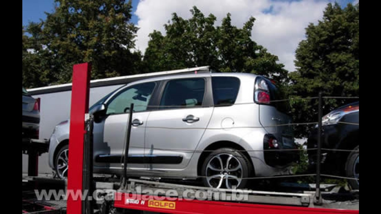 Novo C3 Picasso é flagrado sem disfarce - Modelo pode ser fabricado no Brasil