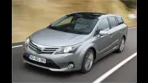 Aufgemöbelter Avensis