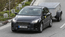 2014 Ford Focus facelift spy photo