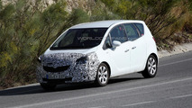 2014 Opel Meriva facelift spy photo 20.6.2013