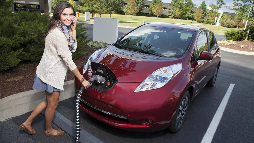 Second Generation Nissan Leaf News And Reviews Motor1 Nissan Says Second Gen Leaf Will Have A 249 Mile Range