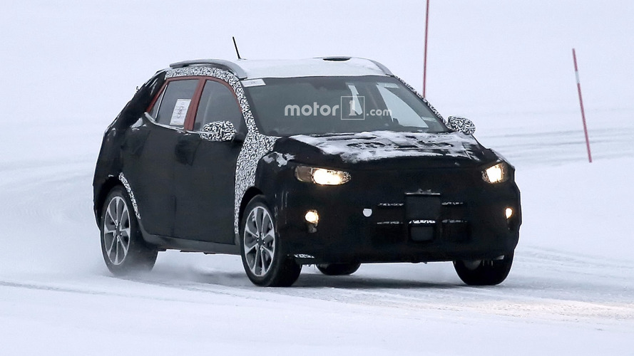 Kia Stonic 2018 fotos espía