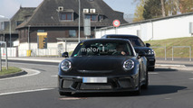 Gizemli Porsche 911 casus fotoğrafları