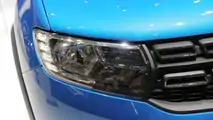 Dacia Logan MCV Stepway - 2017 Cenevre Otomobil Fuarı
