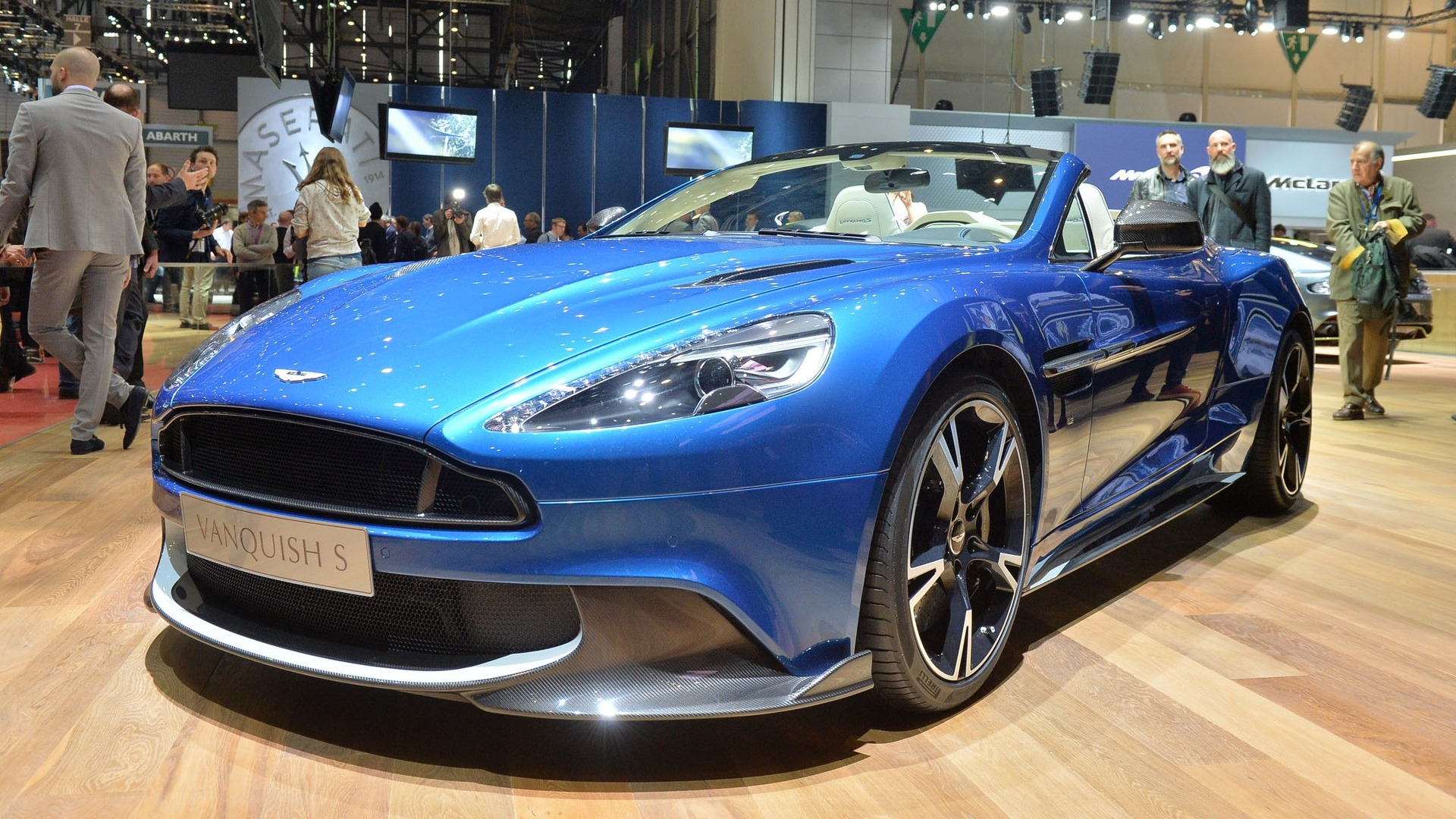 2018 Aston Martin Vanquish S Volante Puts Its Top Down