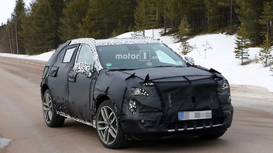 2019 Cadillac XT3 spy photo