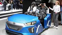 Hyundai Ioniq virtual reality simulator