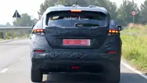 2018 Nissan Leaf spy photo