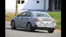 Mercedes A-Klasse Limousine erwischt