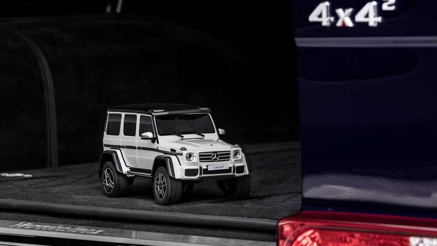 Mercedes-Benz G500 4×4² modelo a escala 1:18