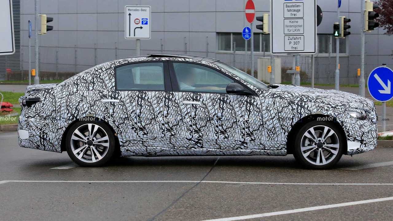 2020 Mercedes-Benz C-Class Spy Photo