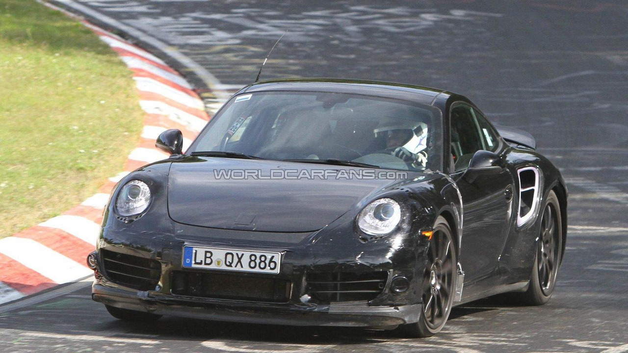 2013 Porsche 911 Turbo production version spied 12.07.2011