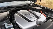 2015 Infiniti Q70 (Euro-spec)