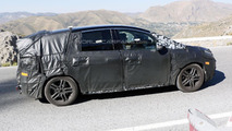 2015 Ford S-Max spy photo
