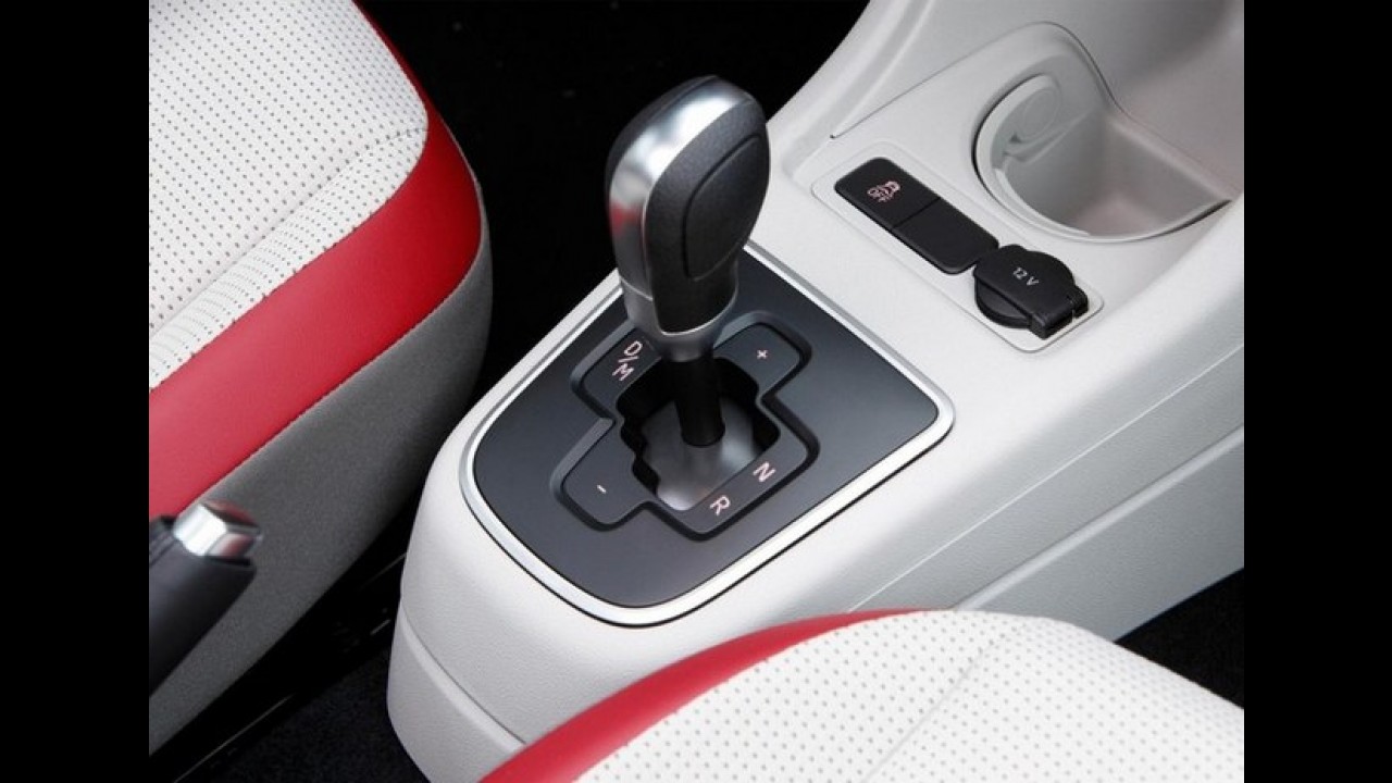 Volkswagen Up! ganha opção de câmbio automatizado ASG no Reino Unido