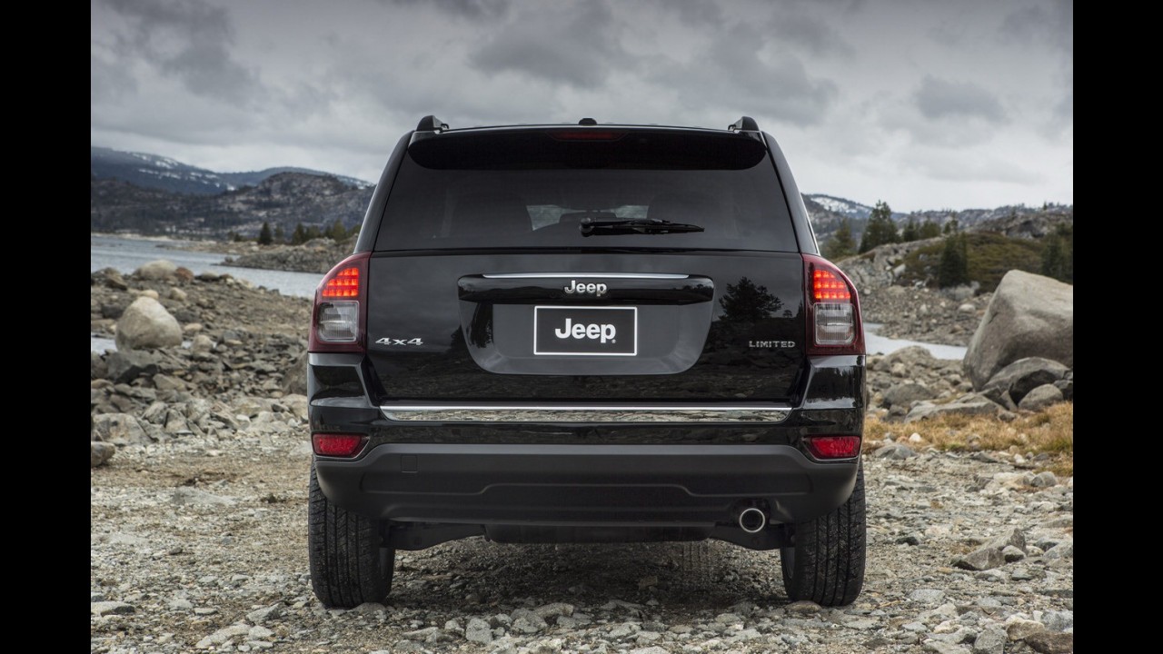 Salão de Detroit: Jeep Compass e Patriot ganham novidades no visual e câmbio de seis marchas