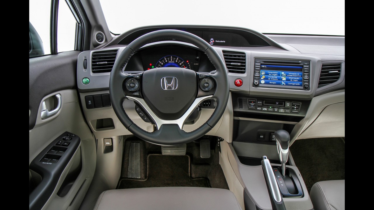 Teste CARPLACE: quais as armas do C4 Lounge para desafiar o líder Civic?