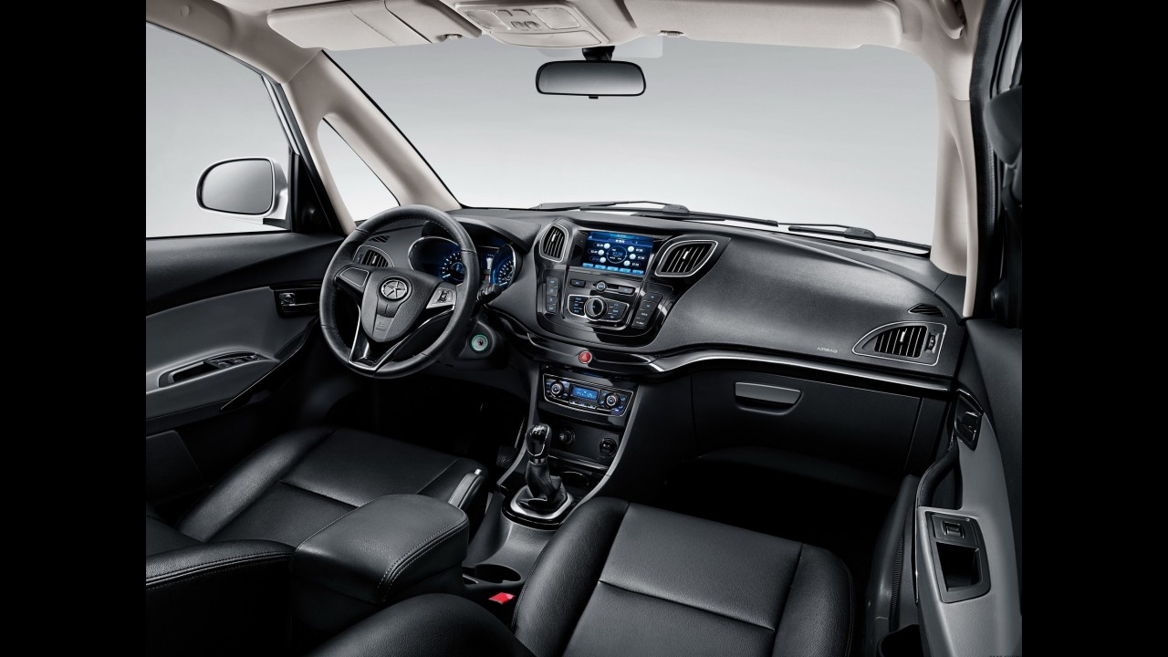 JAC J6 reestilizada já pode ser reservada por R$ 57.990 iniciais