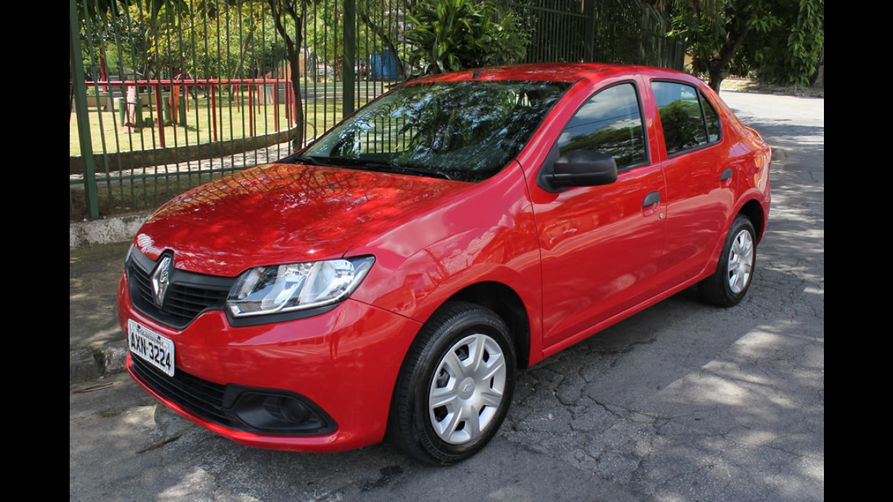 Análise CARPLACE (sedãs pequenos): vendas do Classic desabam; Siena lidera