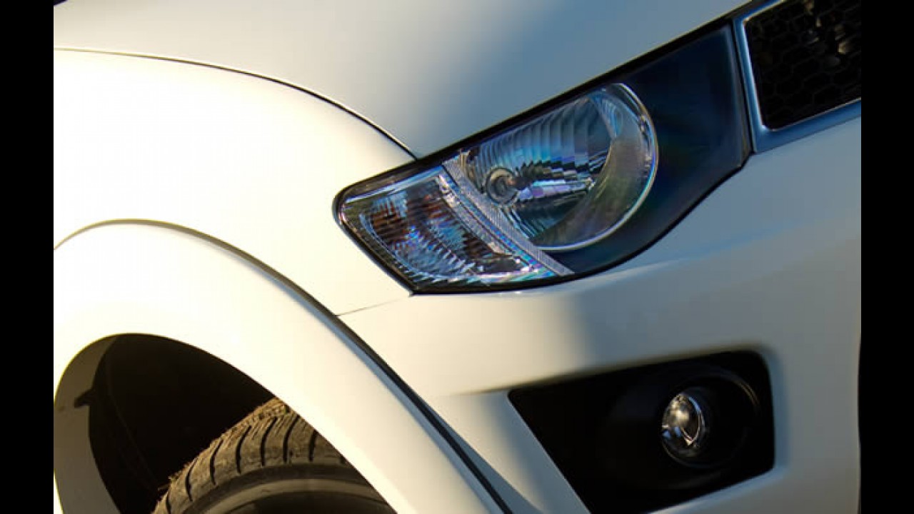 Picape Mitsubishi L200 Triton 2011 chega com novidades
