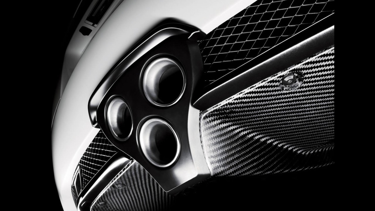 Lexus escolherá os compradores do esportivo LFA - Modelo tem motor V10 de 552cv