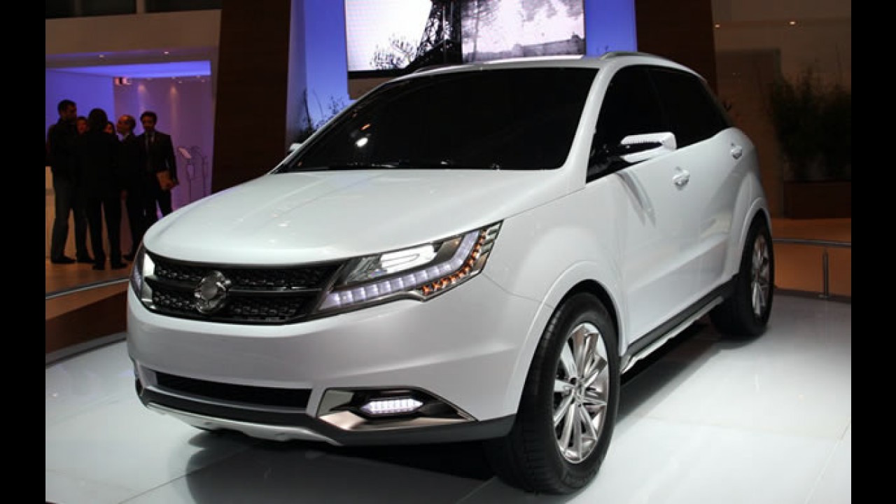 SsangYong anuncia 4 novos modelos até 2013 no Brasil - Crossover C200 chega este ano
