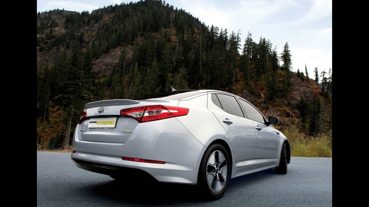 Kia Optima Hybrid é lançado pela Kia nos EUA - Preço equivale a R$ 43 mil