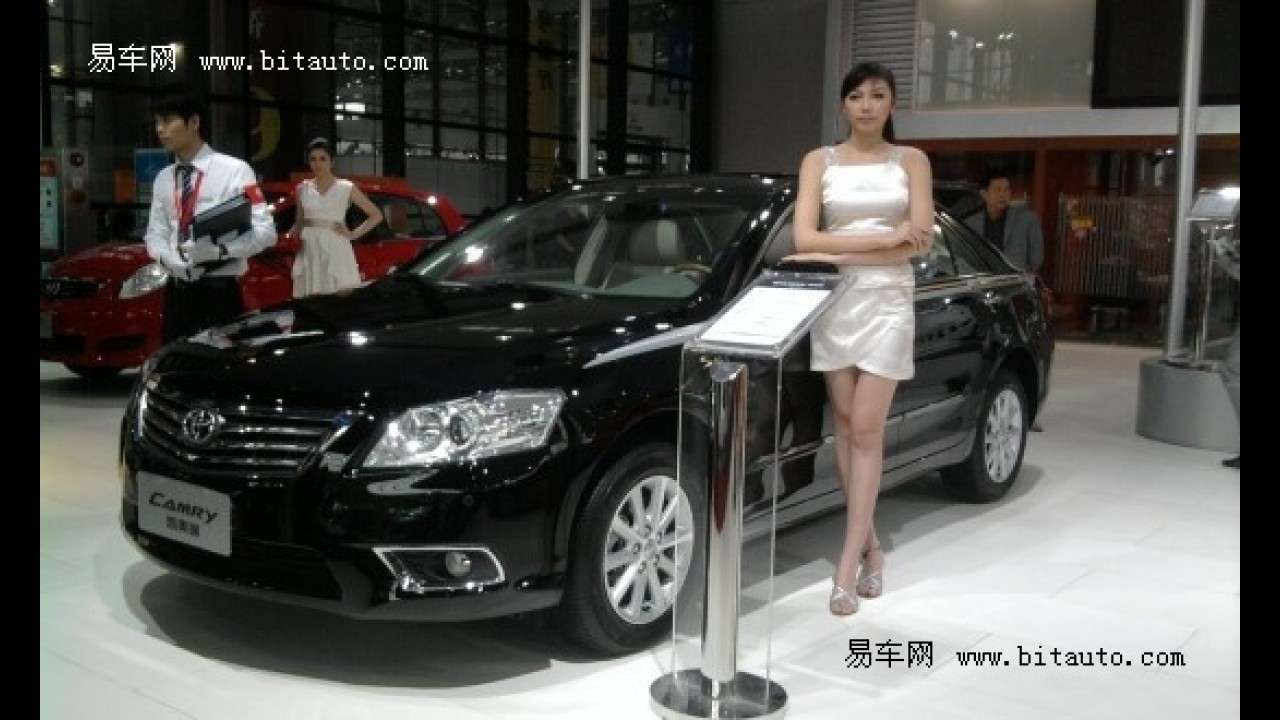 Toyota Camry 2012: China terá duas versões