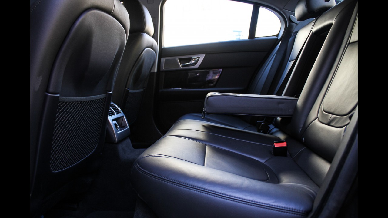 Avaliação: Jaguar XF Sport Luxury 2015 é predador em traje esporte-fino