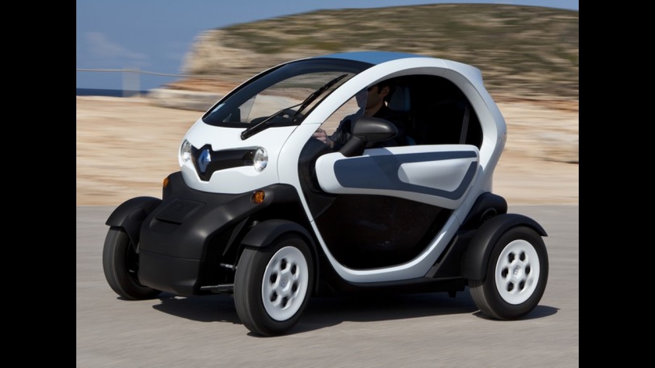 Renault Twizy pode ser guiado por adolescentes de 14 anos na França