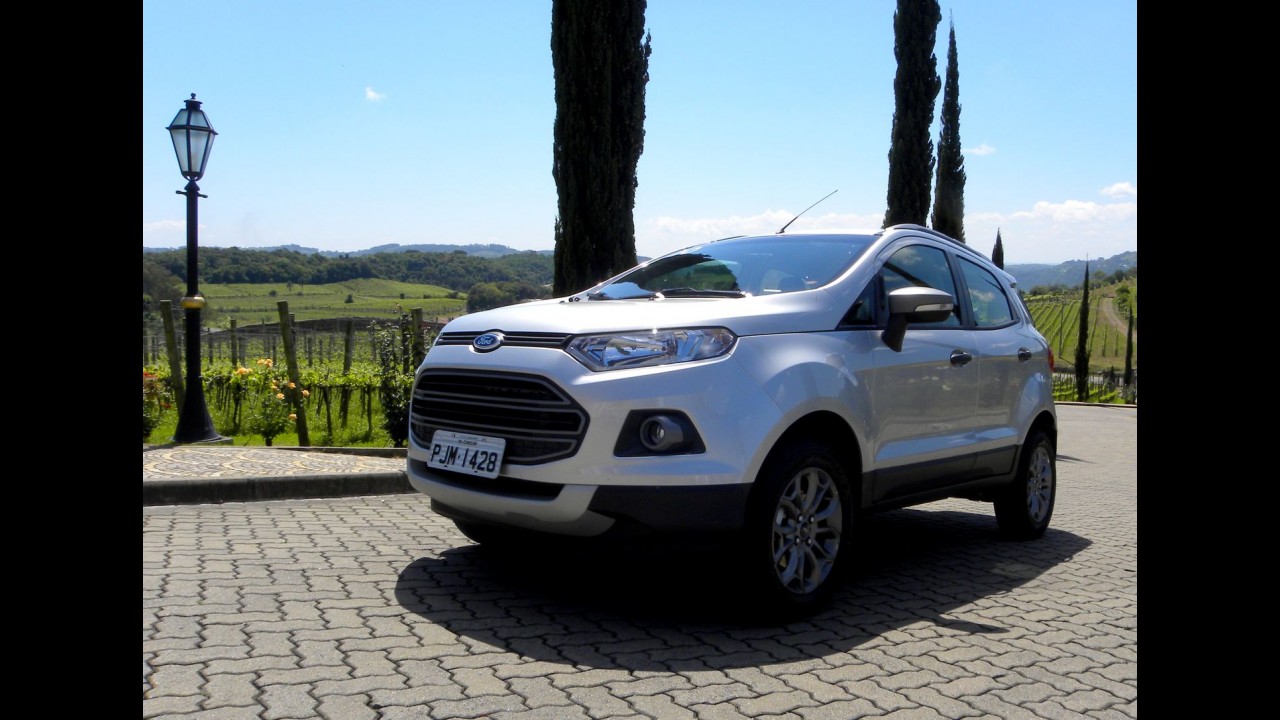Volta Rápida: EcoSport 1.6 mostra disposição com câmbio Powershift