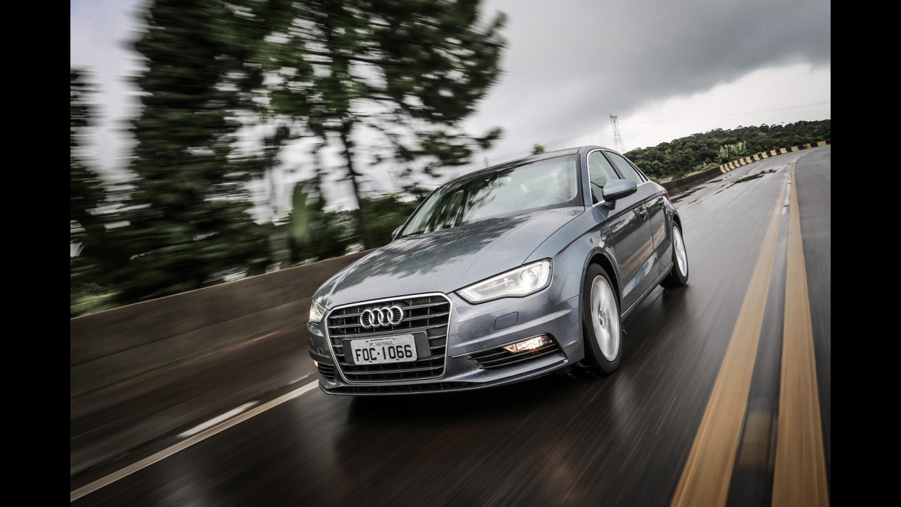 Sedãs premium: novo A4 mostra força, mas Série 3 e Classe E lideram em abril