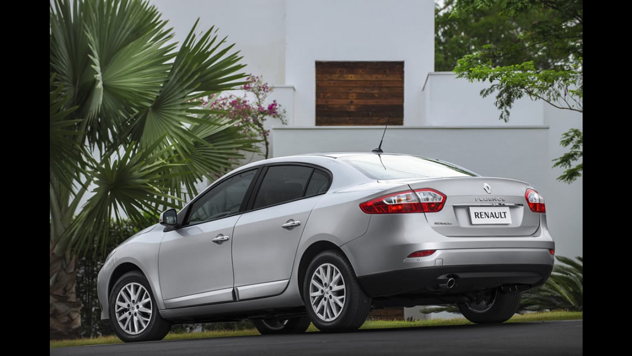 Renault Fluence está sendo oferecido por R$ 61.990 em promoção