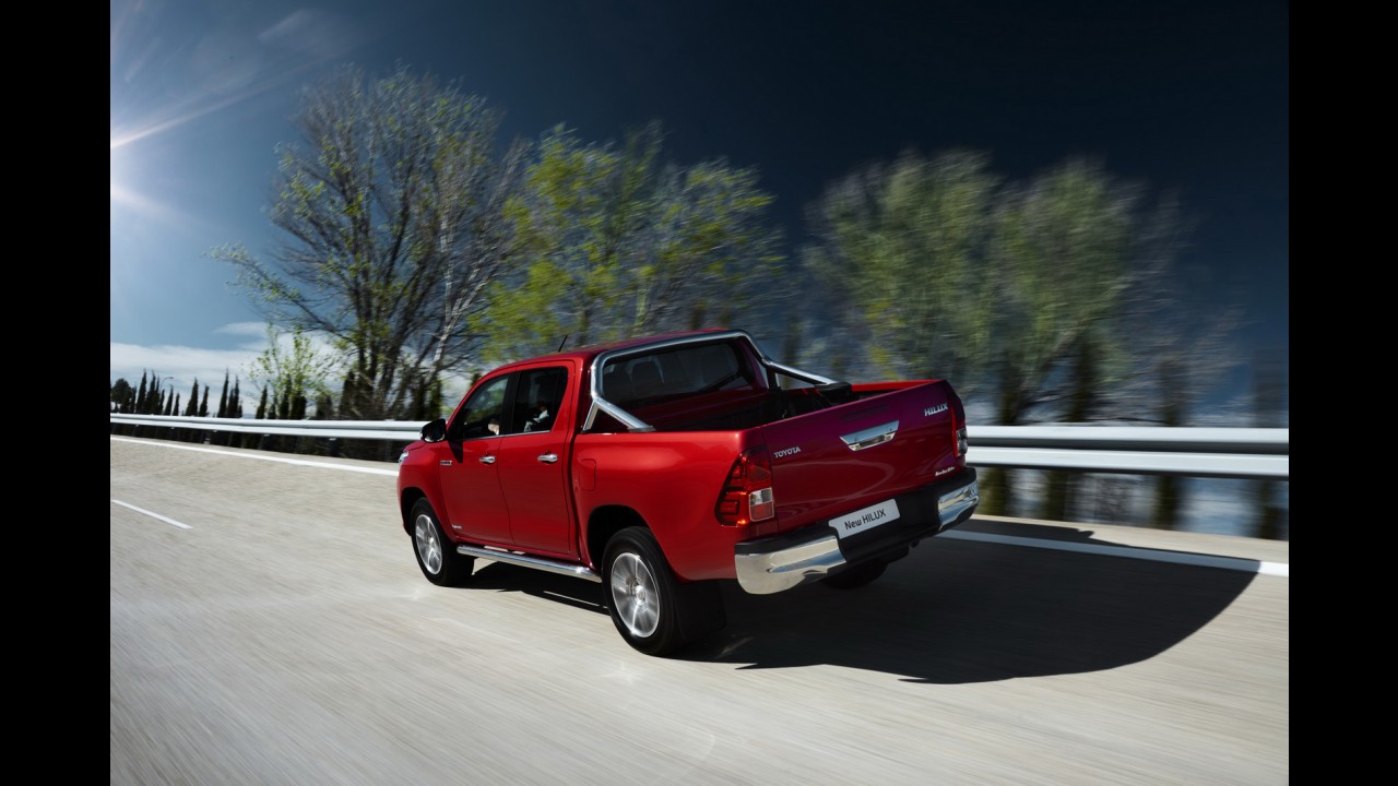 Nova Toyota Hilux terá preços entre R$ 166.000 e R$ 192.400, antecipa site