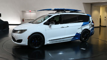 Chrysler Pacifica Cadence concept