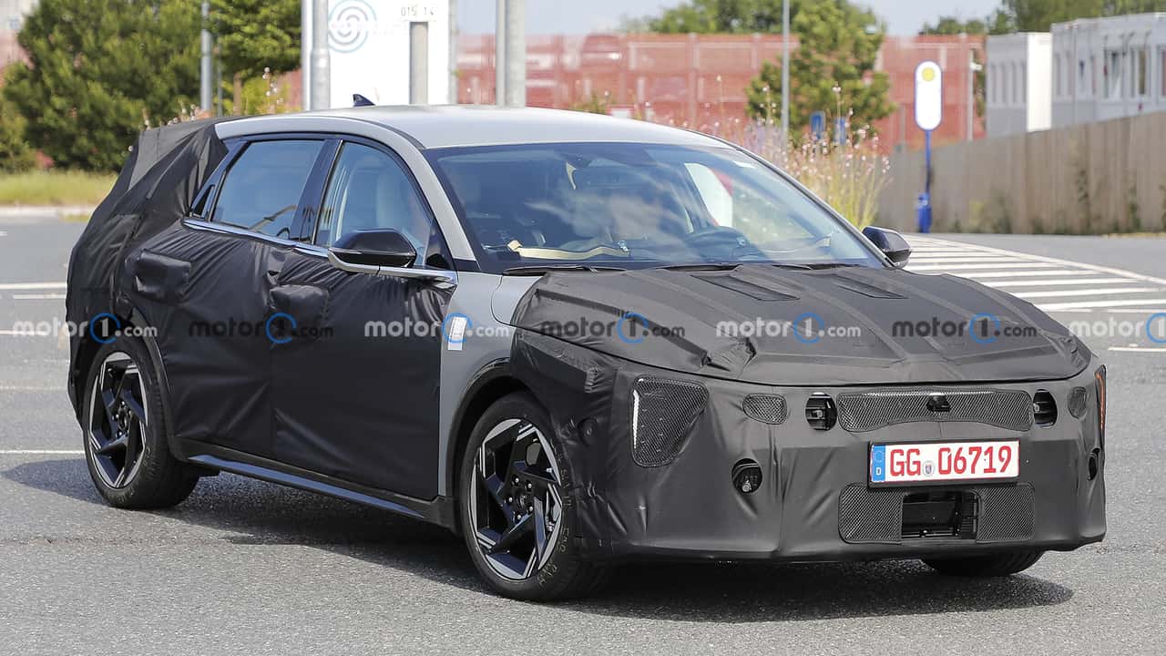  Fährt hier der neue Kia Ceed als Erlkönig? Bildidee 