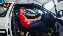 Toyota Corolla Levin AE86 BEV in der Sitzprobe