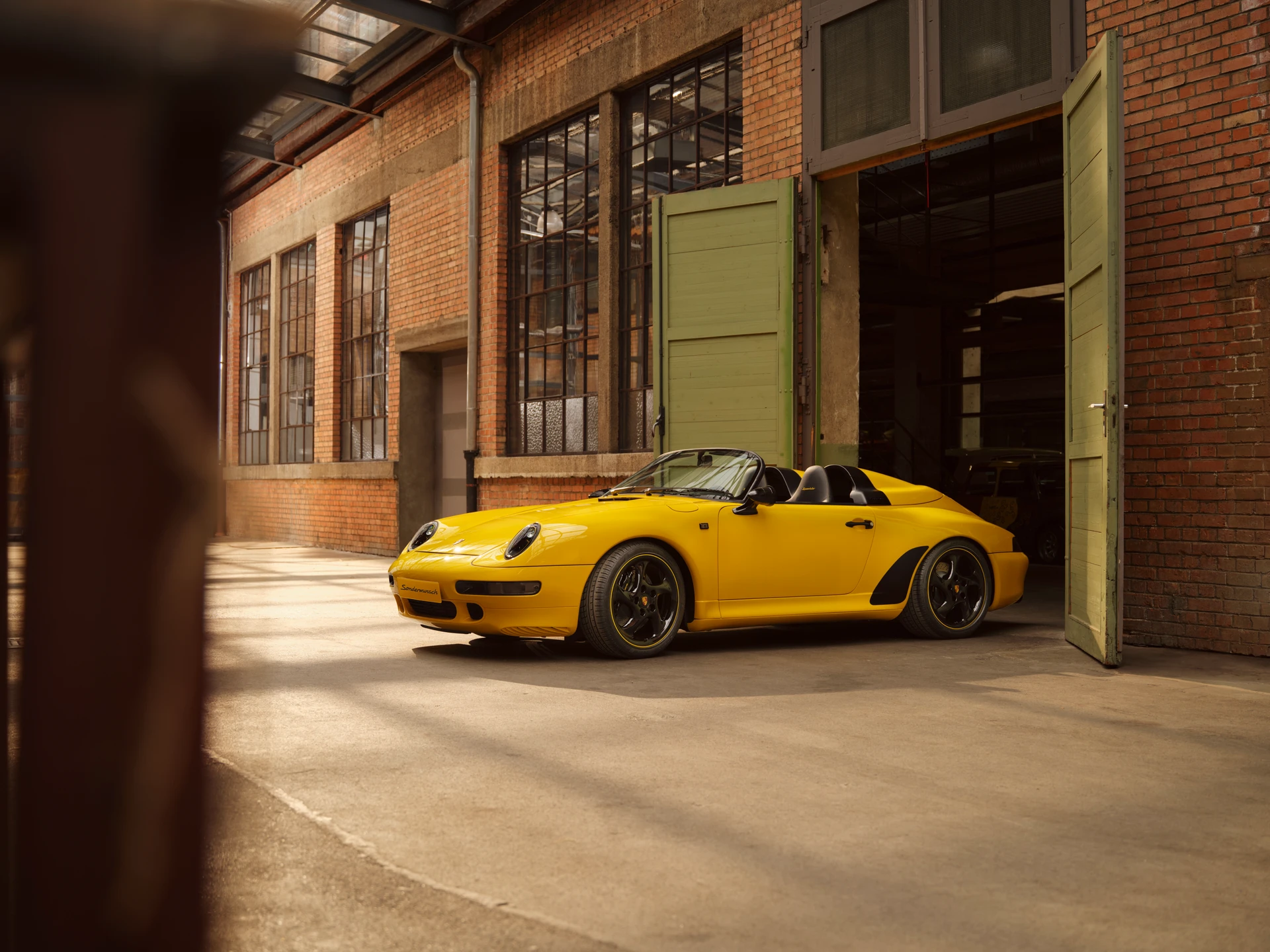 Porsche Built a One-Off 993 Speedster For a Guy Who Really Wanted One