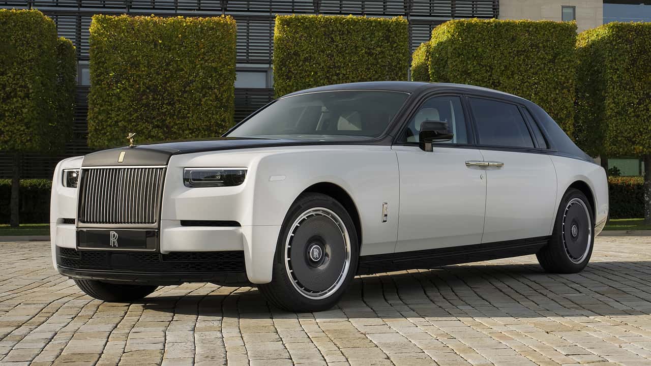 El centenario Rolls-Royce Phantom es de oro de 24 quilates