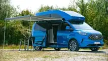 Ford Nugget con tetto alto fisso (2025)