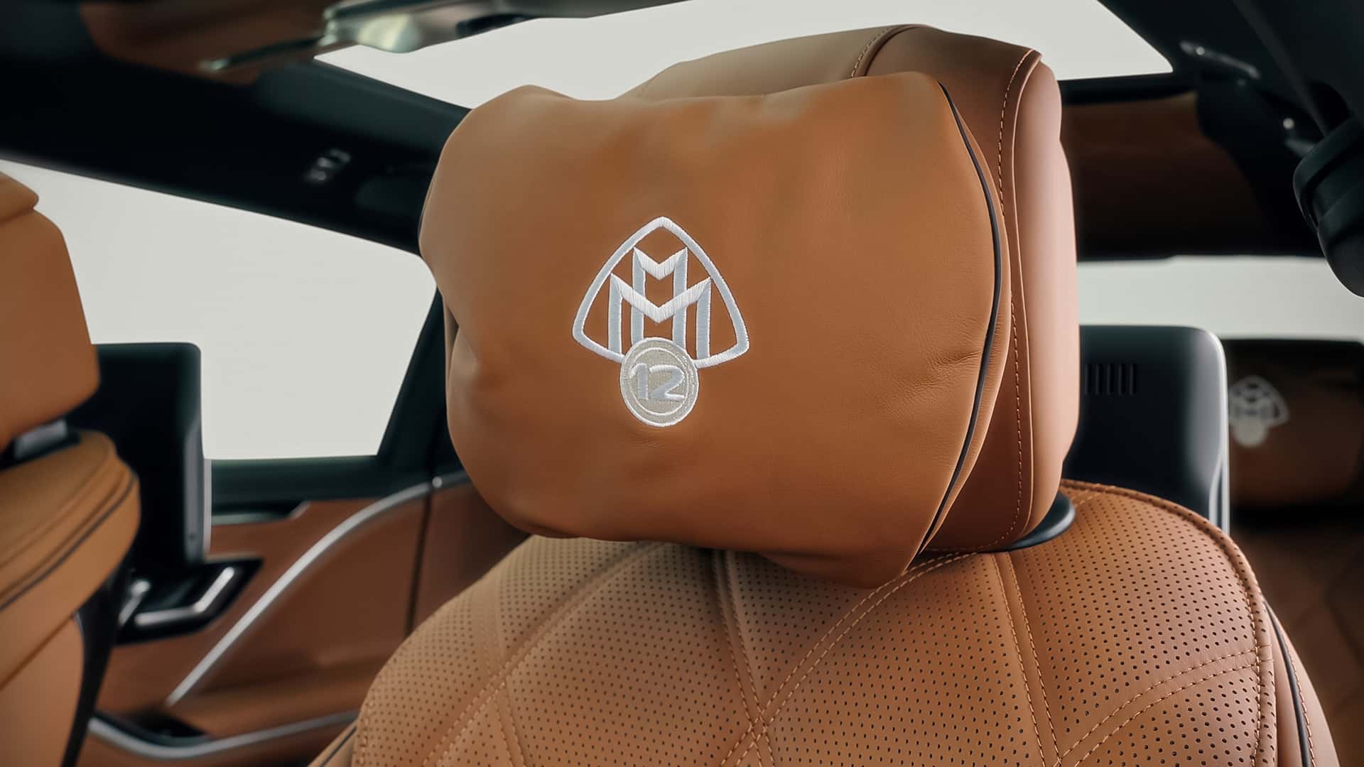 mercedes-maybach-v12-edition-2025.jpg