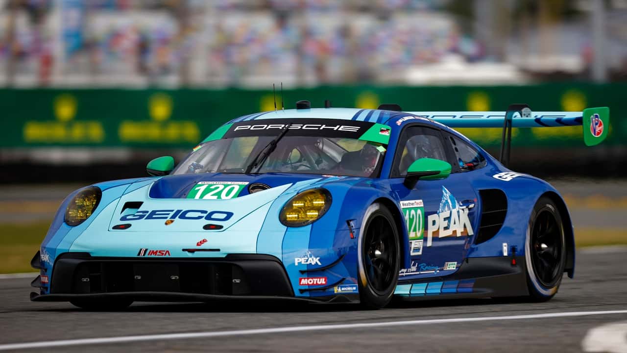 #120 Wright Motorsports Porsche 911 GT3 R: Adam Adelson, Elliott Skeer, Jan Heylen, Fred Makowiecki