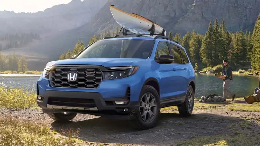 https://cdn.motor1.com/images/mgl/qkMq6g/s4/2024-honda-passport-trailsport.webp