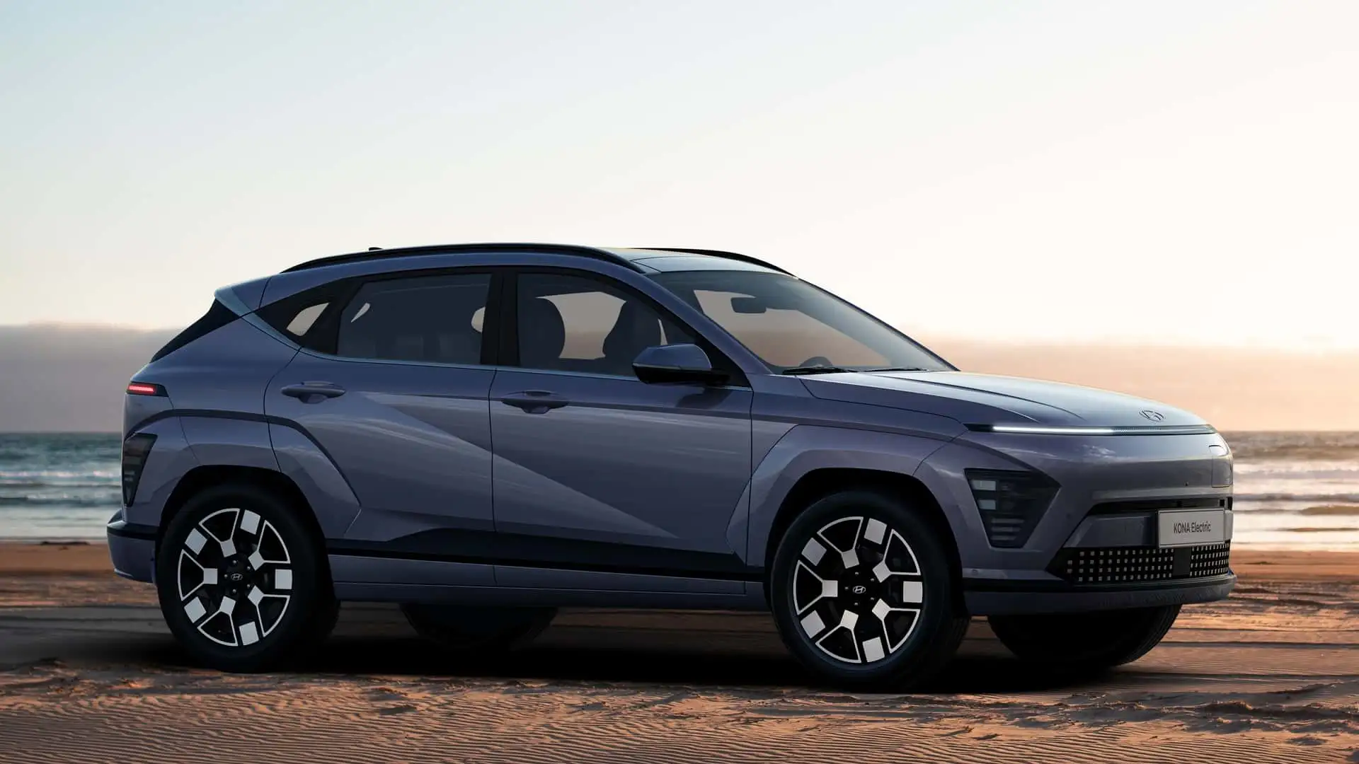 https://cdn.motor1.com/images/mgl/qkY24G/s1/hyundai-kona-ev.webp