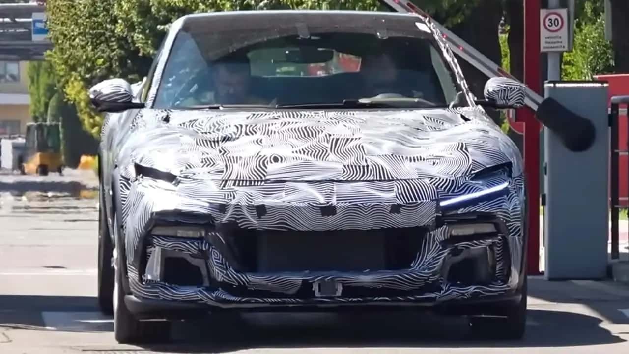 ferrari-purosangue-screenshot-from-spy-video
